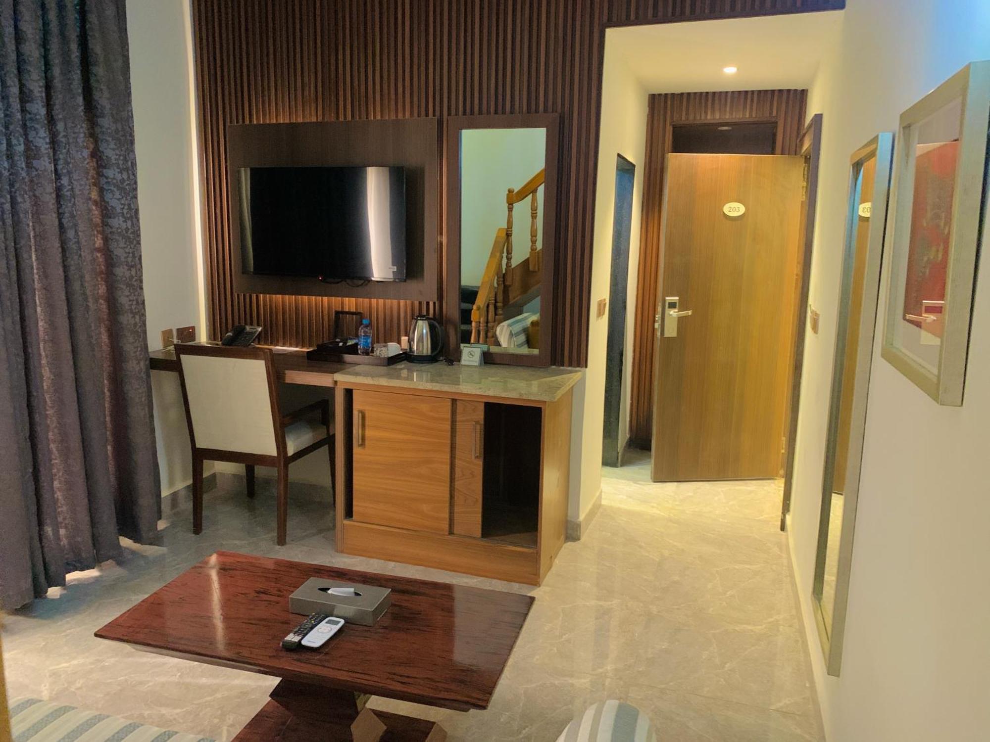 Amor Hotels Abuja Exteriör bild