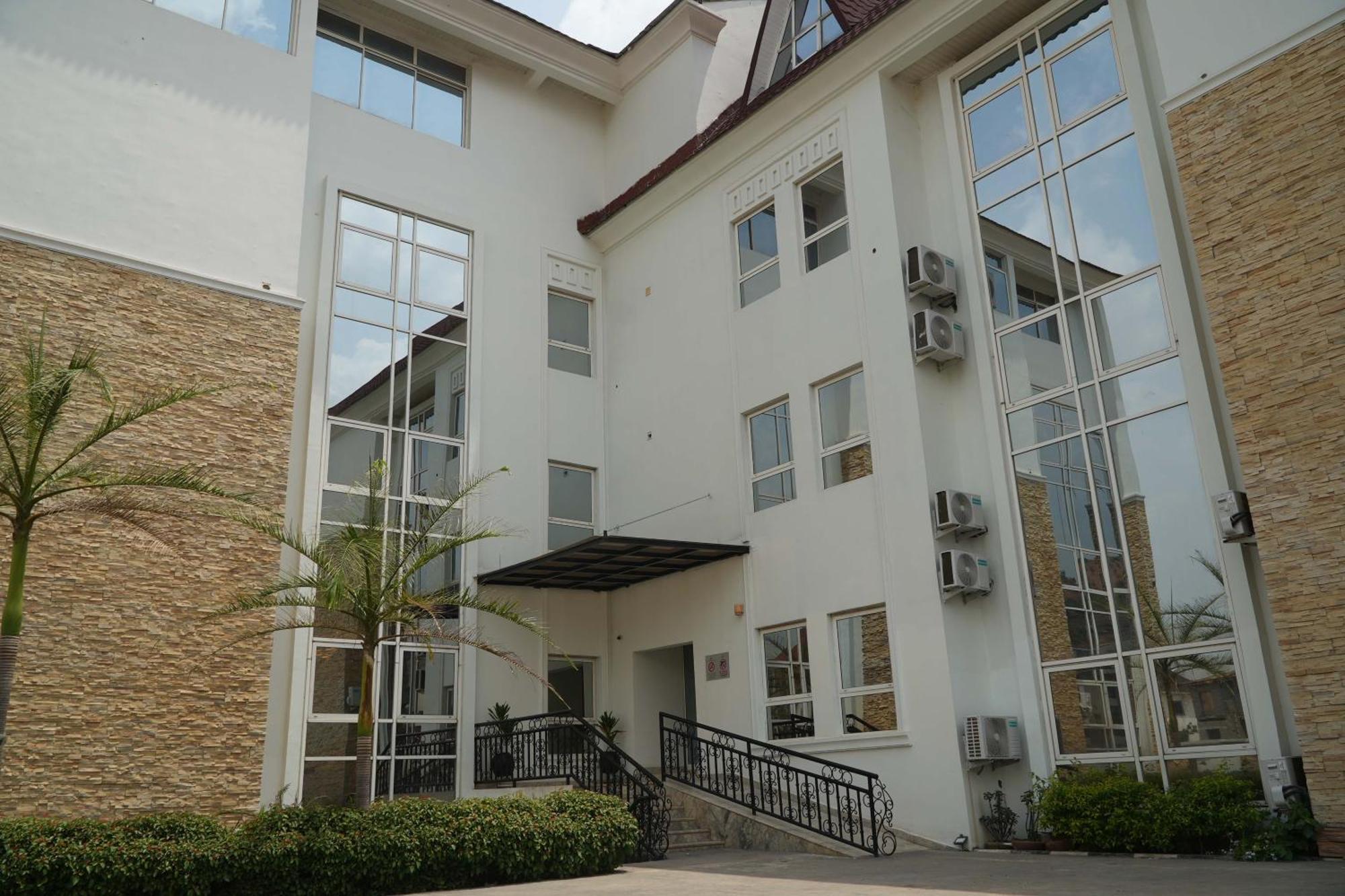 Amor Hotels Abuja Exteriör bild