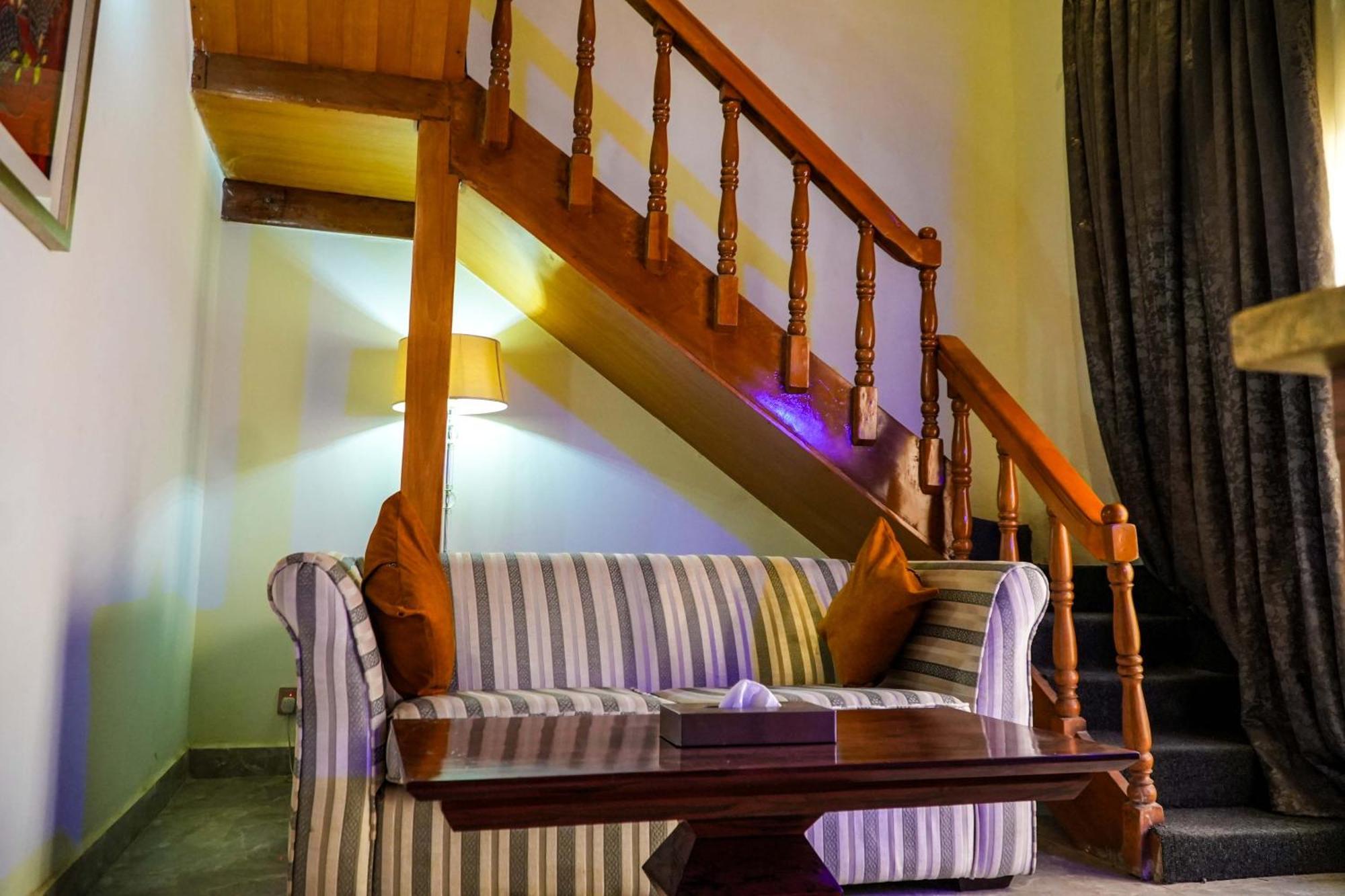 Amor Hotels Abuja Exteriör bild