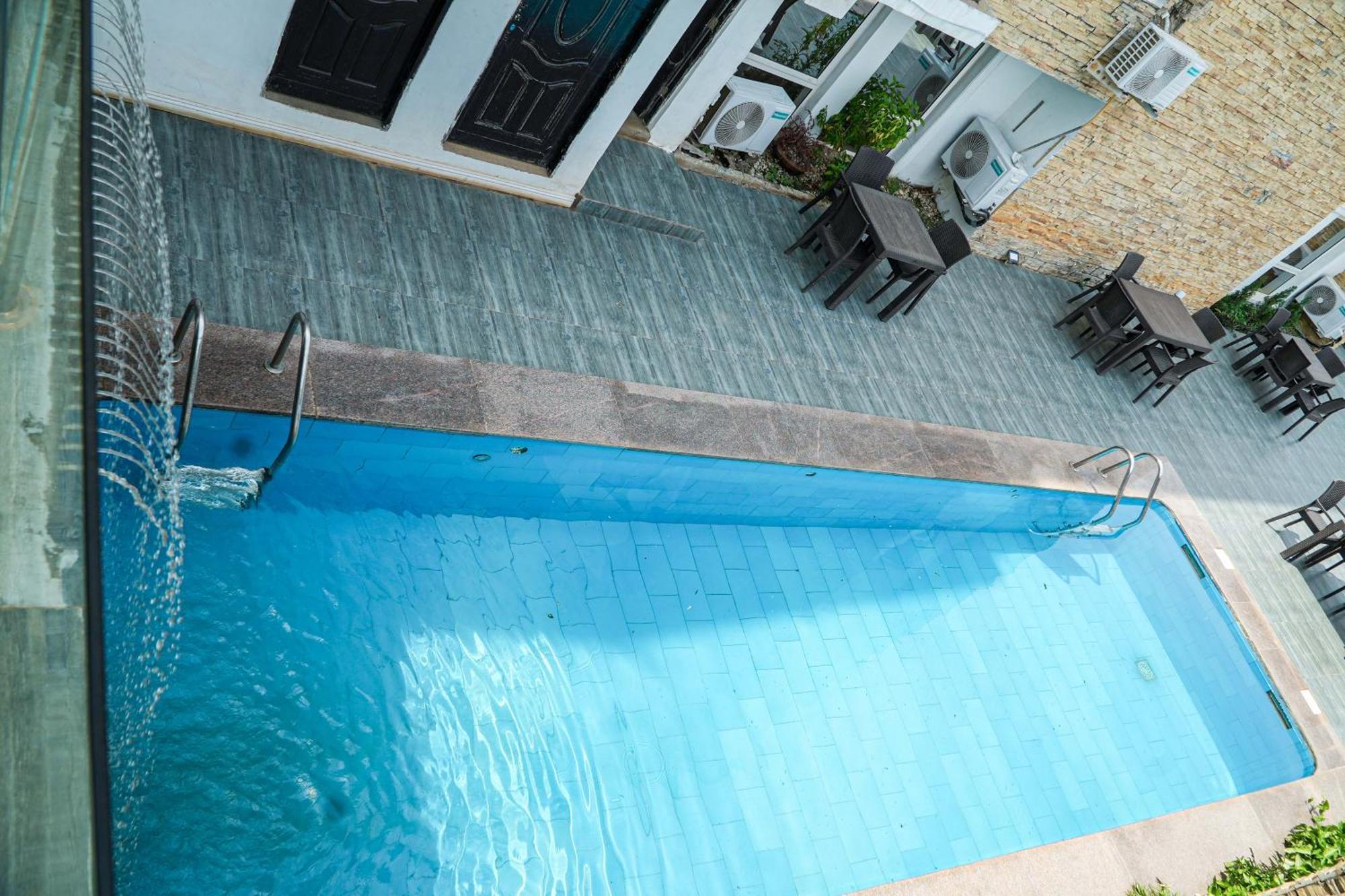 Amor Hotels Abuja Exteriör bild