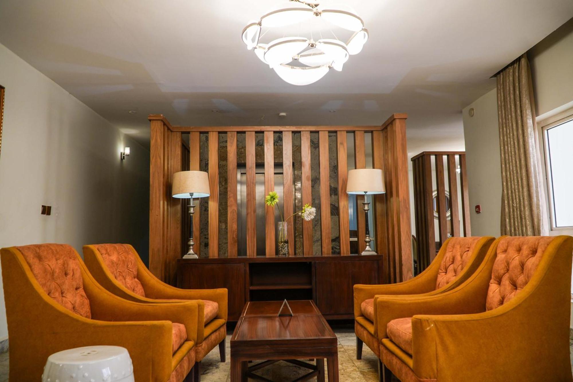 Amor Hotels Abuja Exteriör bild