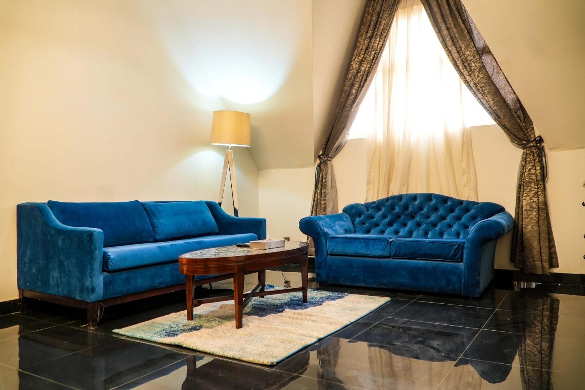 Amor Hotels Abuja Exteriör bild